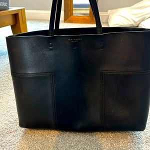 Beautiful Tory Burch Block-T Black Leather Tote Purse Bag